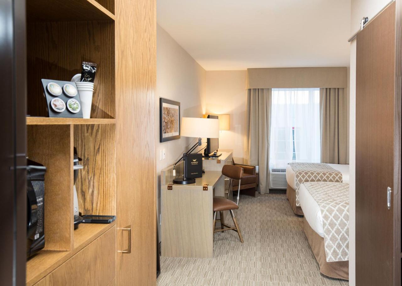 Pomeroy Inn & Suites Prince George Eksteriør billede