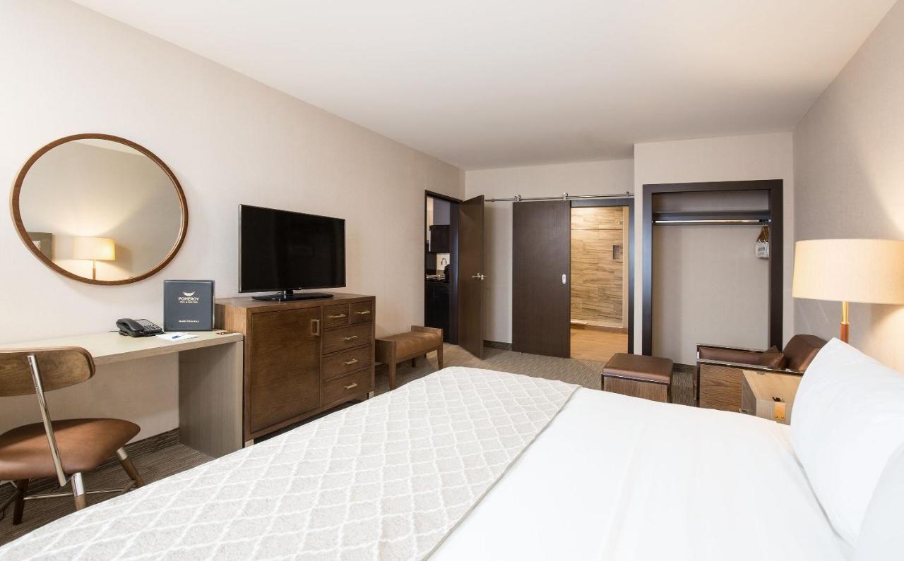 Pomeroy Inn & Suites Prince George Eksteriør billede