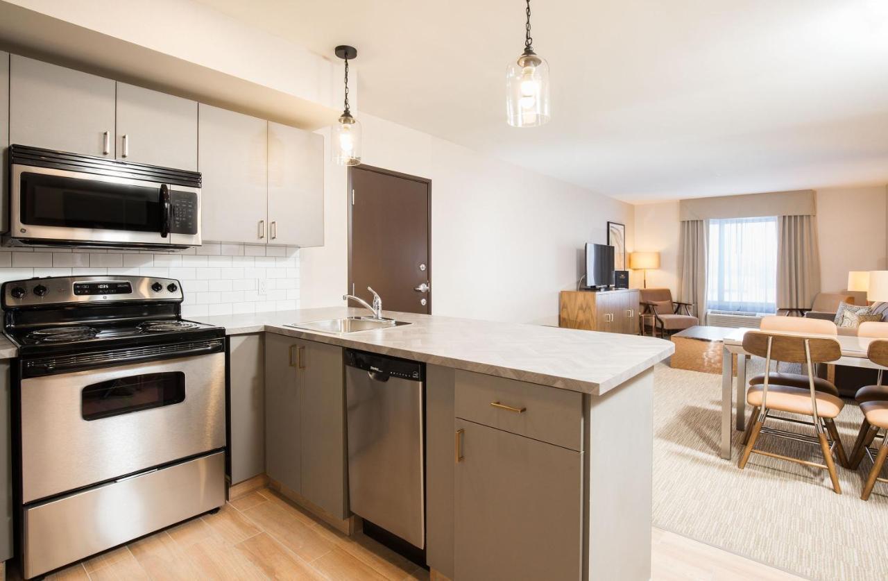 Pomeroy Inn & Suites Prince George Eksteriør billede