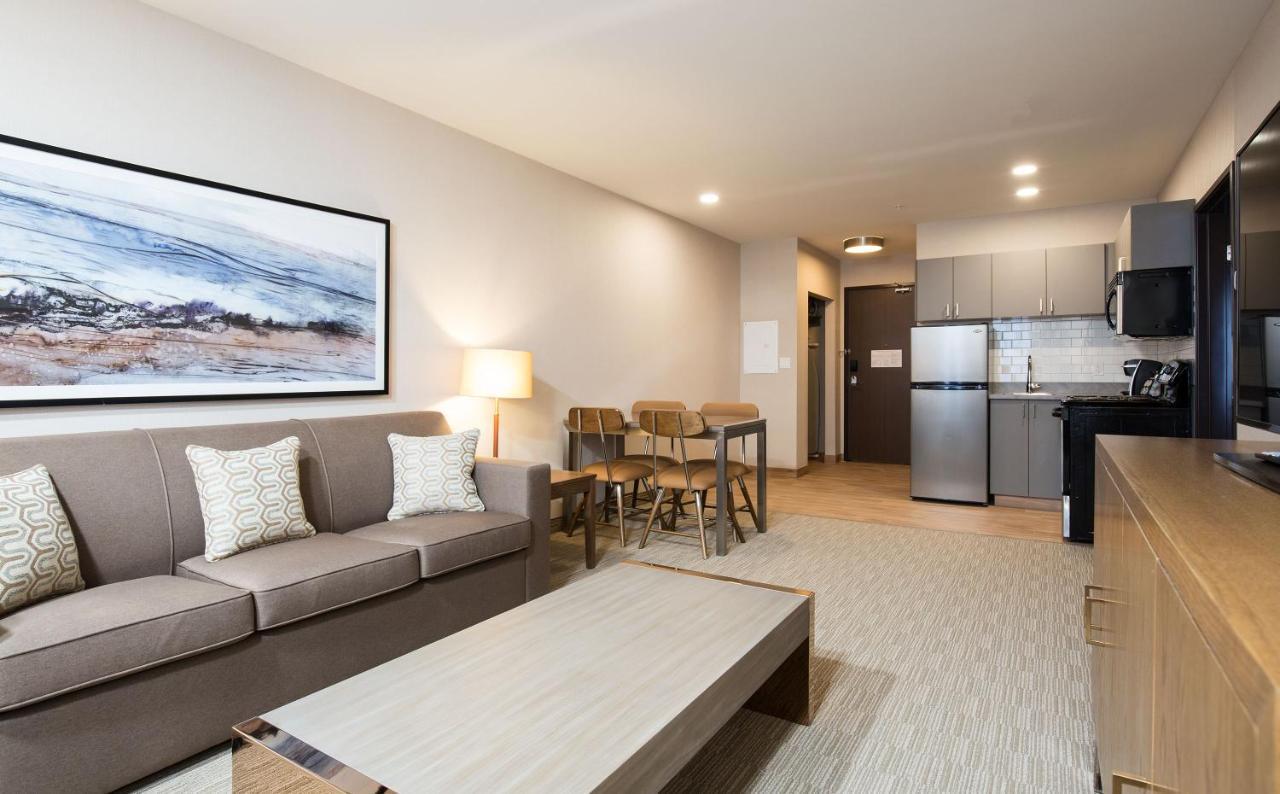 Pomeroy Inn & Suites Prince George Eksteriør billede